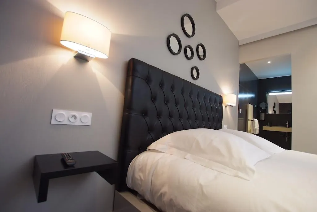 Le Privilege Châteaubourg Hotel